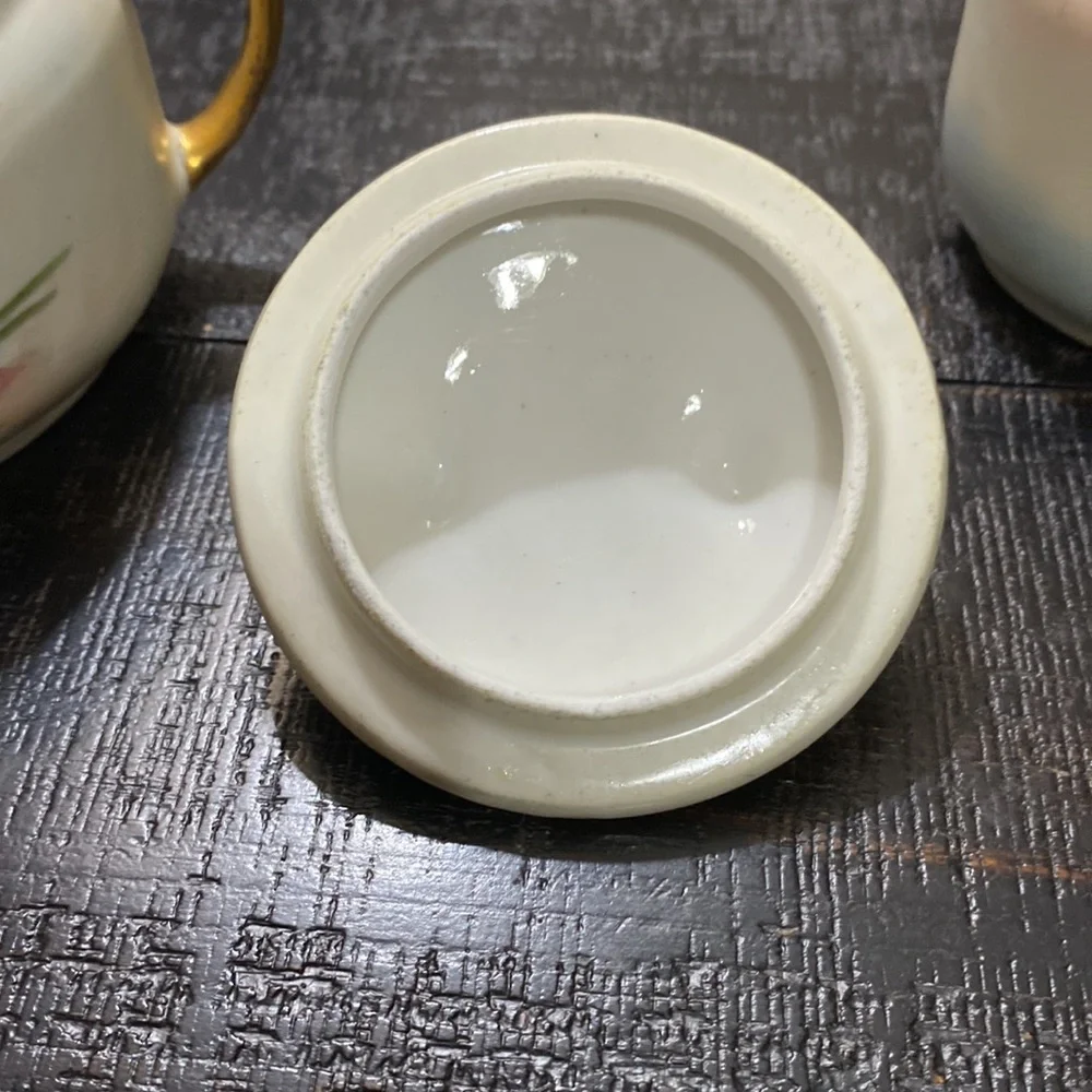 Antique KPM Silesia Floral Sugar and Creamer Set with Gold Handles! - Picture 6 of 7